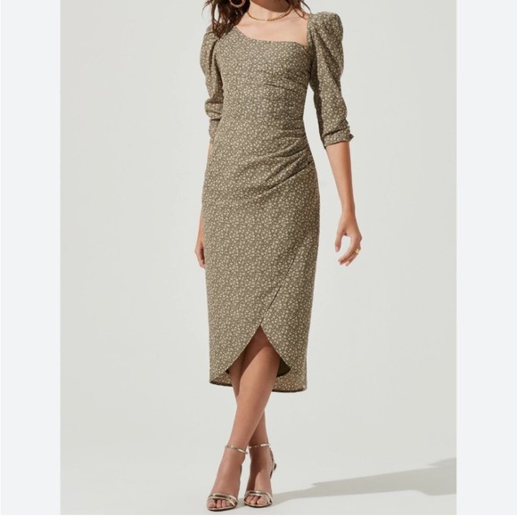 Astr the label Olive Green Midi Dress